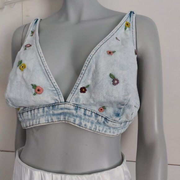 Wild Fable Denim Bra Top Size L Embroidery Floral Boho Festival Adjustable - Picture 12 of 13